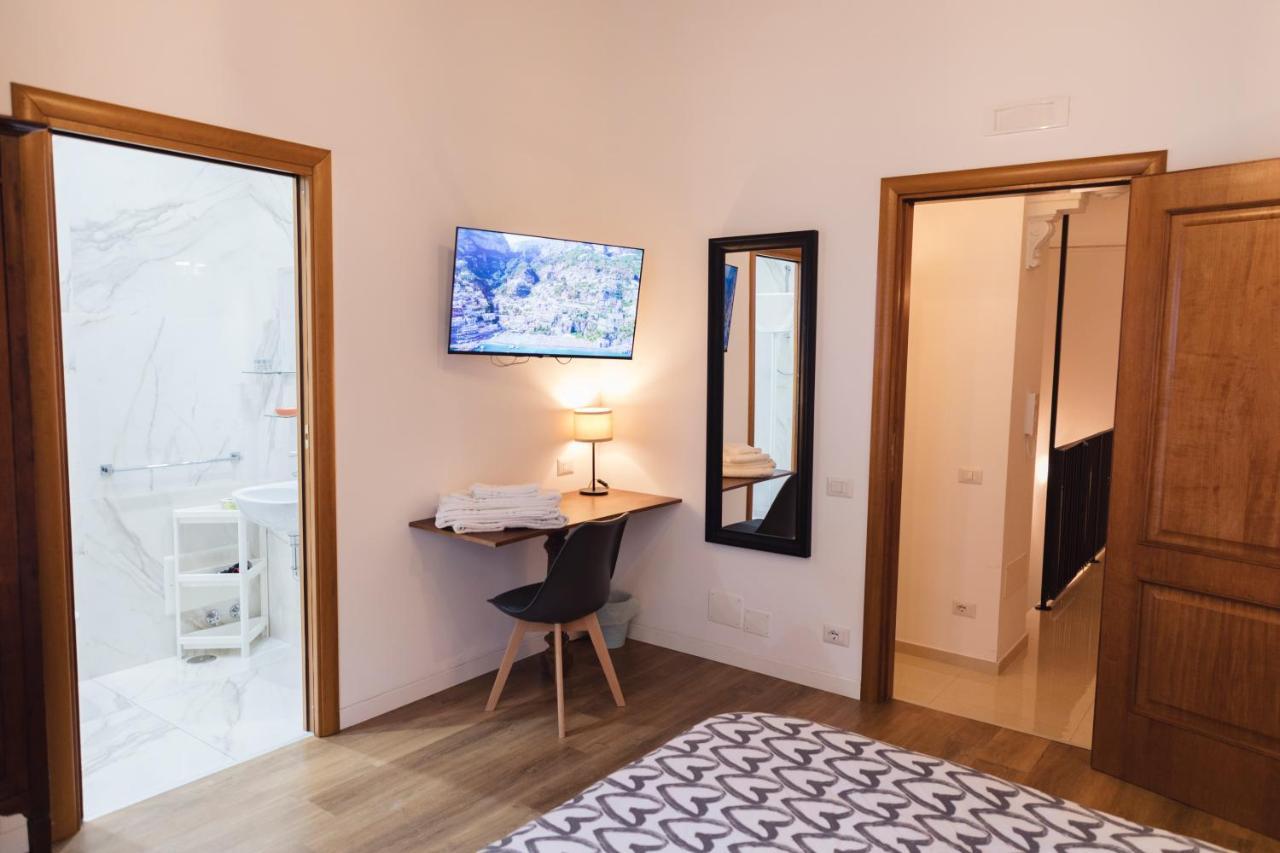 Relais Cuorenapoletano Neapel Exteriör bild